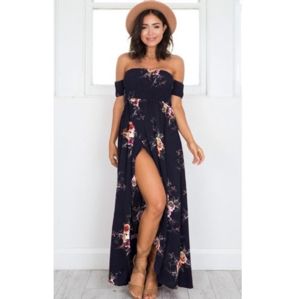 Off the Shoulder Beach Summer Maxi Dress (M)